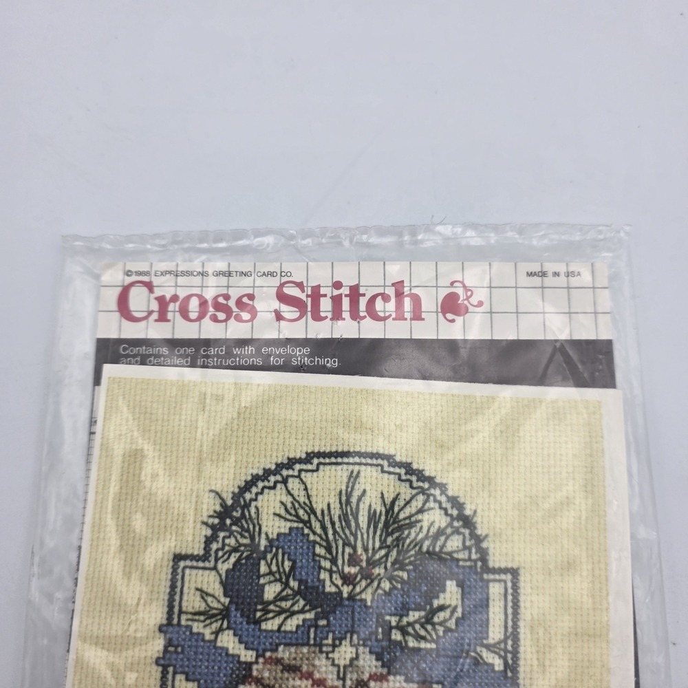 Vtg 1988 Expressions Greeting Card Cross Stitch Pattern Peace On Earth USA - Picture 3 of 3